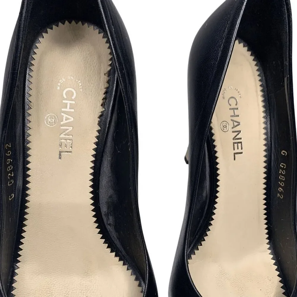Chanel Interlocking CC Logo Black Leather Pumps EU 37 US 6-6.5 Pearl High Heels
